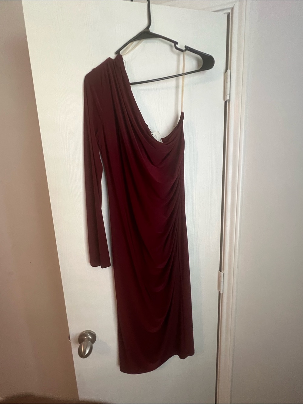 Fashion Nova One-Shoulder Draped Midi Dress in Burgundy Wine